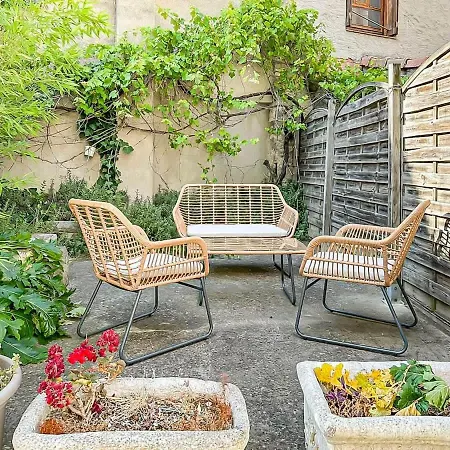 Le Balcon De *